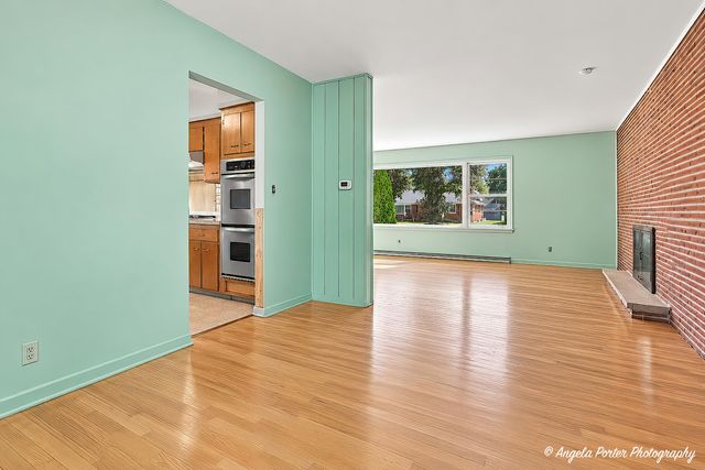 315 N Timothy Lane, Mchenry, IL 60050