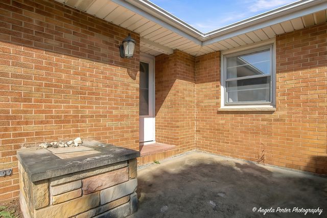 315 N Timothy Lane, Mchenry, IL 60050