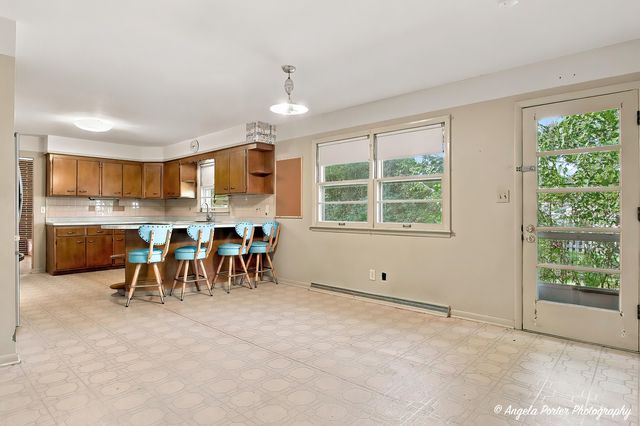 315 N Timothy Lane, Mchenry, IL 60050