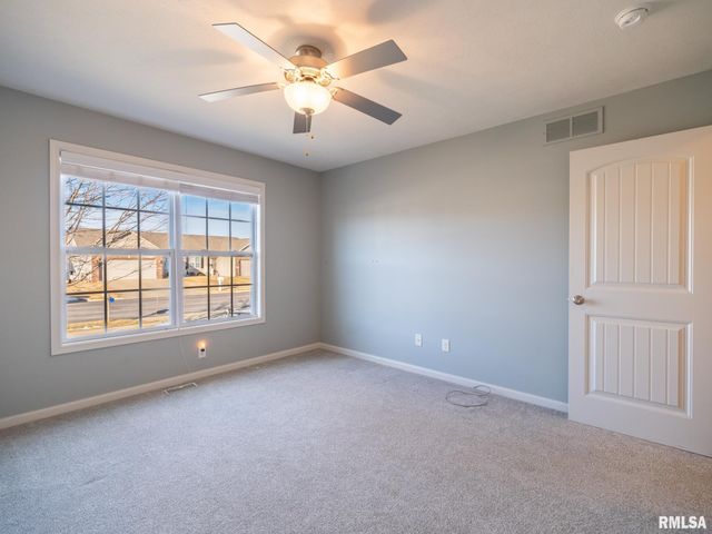 1414 CALVIN Drive, Washington, IL 61571