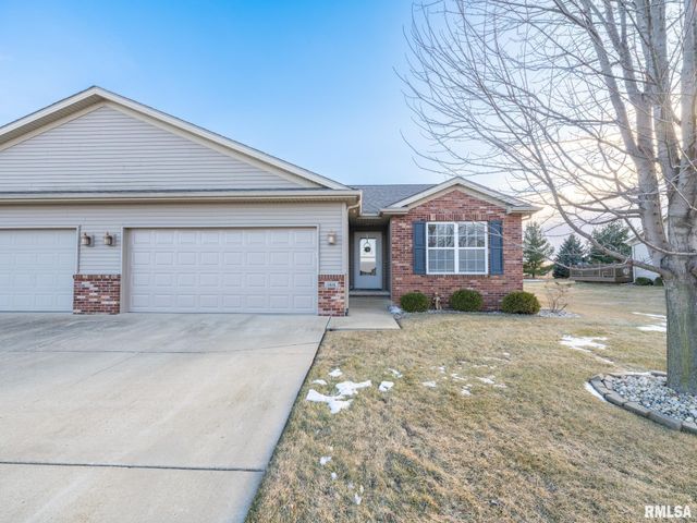 1414 CALVIN Drive, Washington, IL 61571