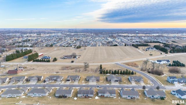 1414 CALVIN Drive, Washington, IL 61571