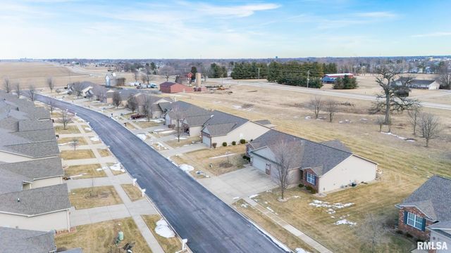 1414 CALVIN Drive, Washington, IL 61571