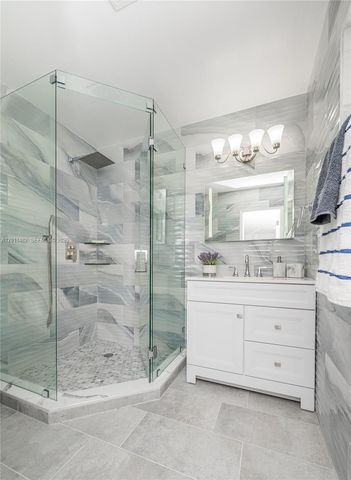 810 S Rainbow Dr 0, Hollywood, FL 33021