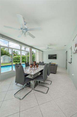 810 S Rainbow Dr 0, Hollywood, FL 33021