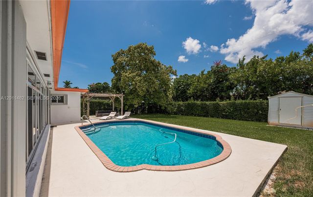 810 S Rainbow Dr 0, Hollywood, FL 33021