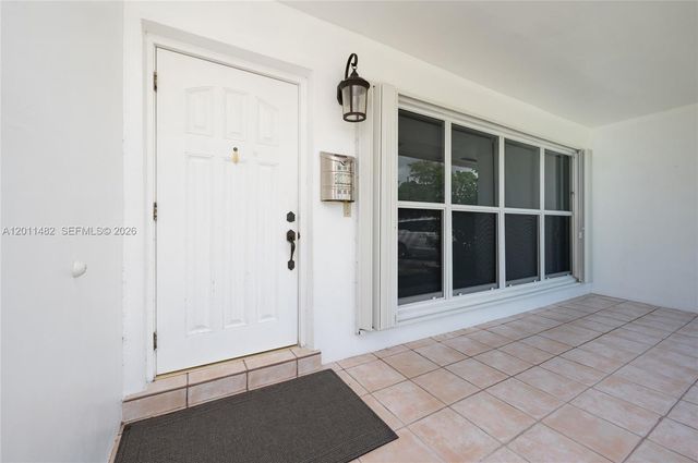810 S Rainbow Dr 0, Hollywood, FL 33021