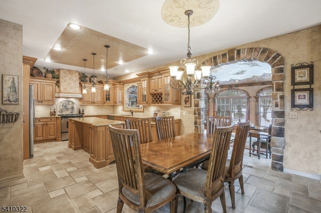 1 Tartan Dr, Bernards Twp., NJ 07920