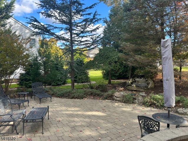 1 Tartan Dr, Bernards Twp., NJ 07920