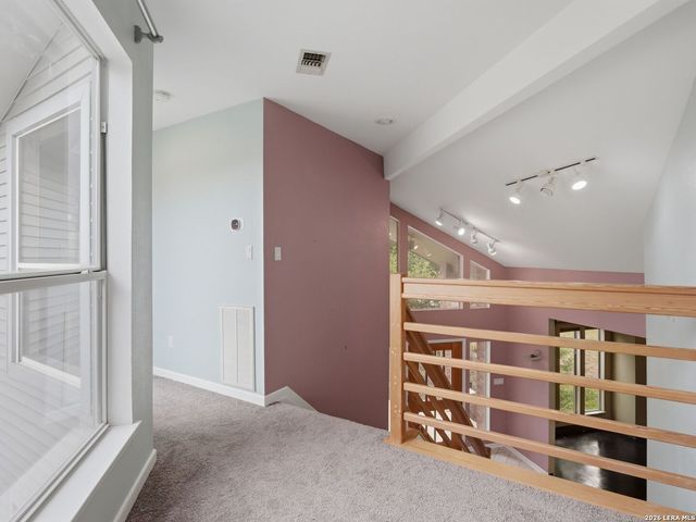 968 Queens Dr., New Braunfels, TX 78130