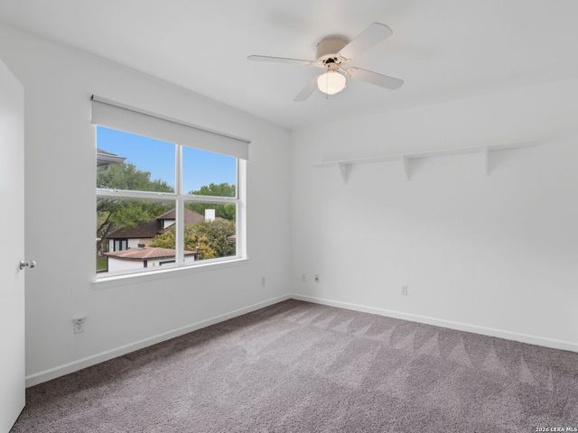 968 Queens Dr., New Braunfels, TX 78130