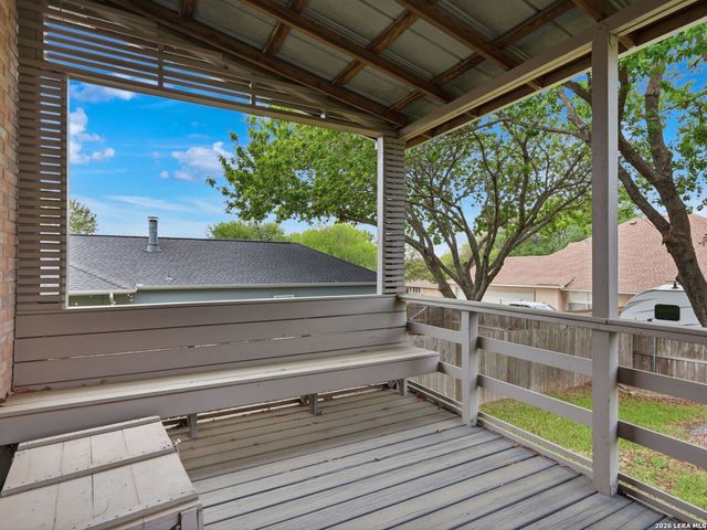 968 Queens Dr., New Braunfels, TX 78130