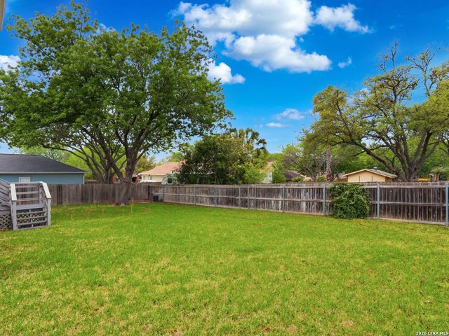 968 Queens Dr., New Braunfels, TX 78130