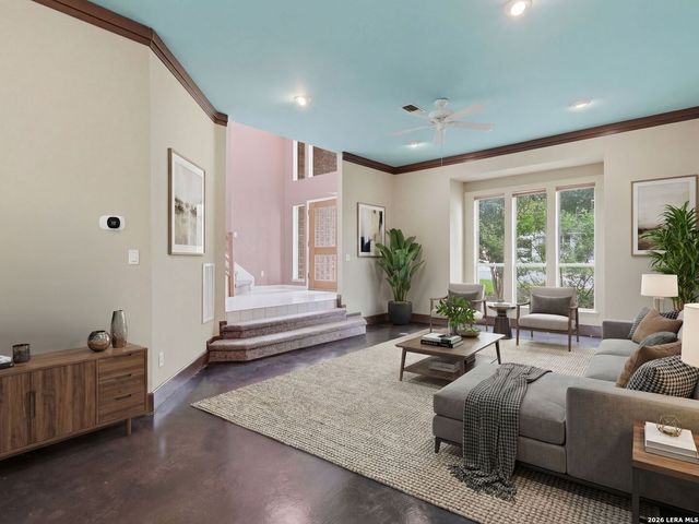 968 Queens Dr., New Braunfels, TX 78130