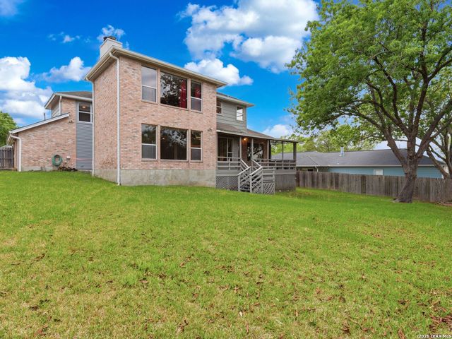968 Queens Dr., New Braunfels, TX 78130