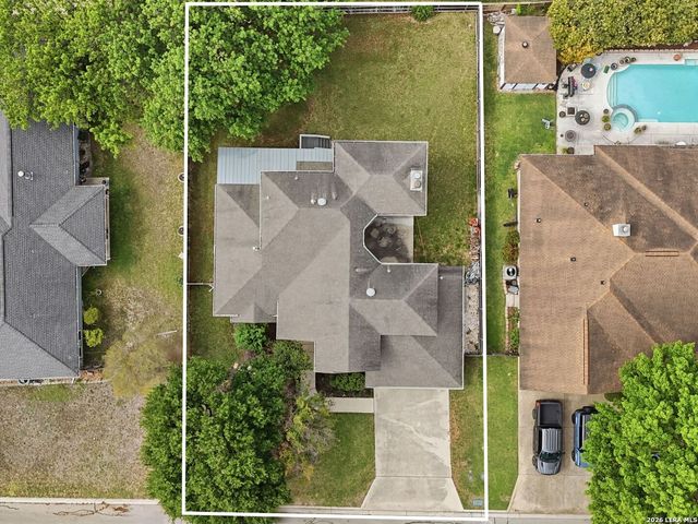 968 Queens Dr., New Braunfels, TX 78130