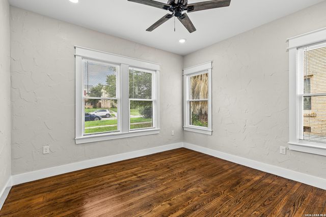 424 Club, San Antonio, TX 78201