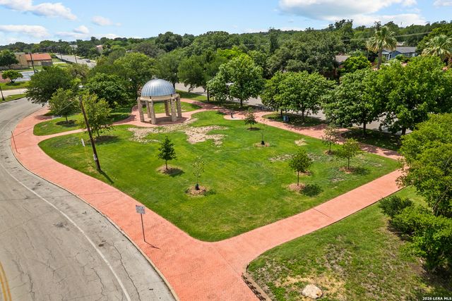 424 Club, San Antonio, TX 78201