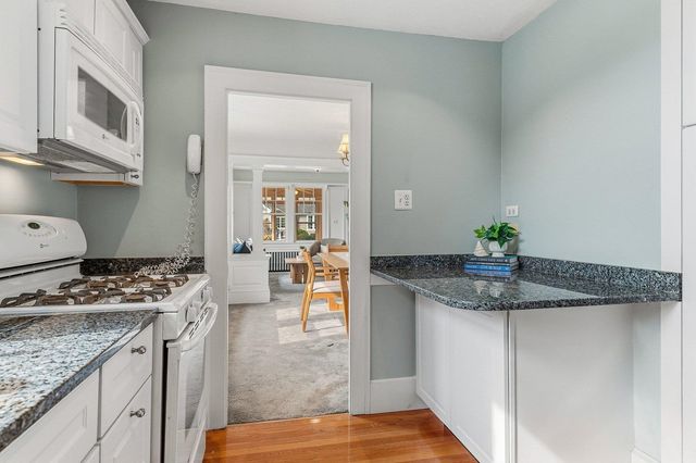 131 Jones Avenue, Portsmouth, NH 03801