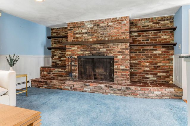 131 Jones Avenue, Portsmouth, NH 03801