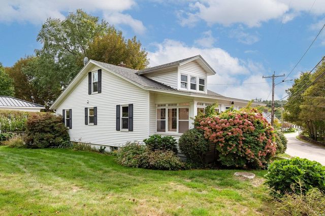 131 Jones Avenue, Portsmouth, NH 03801