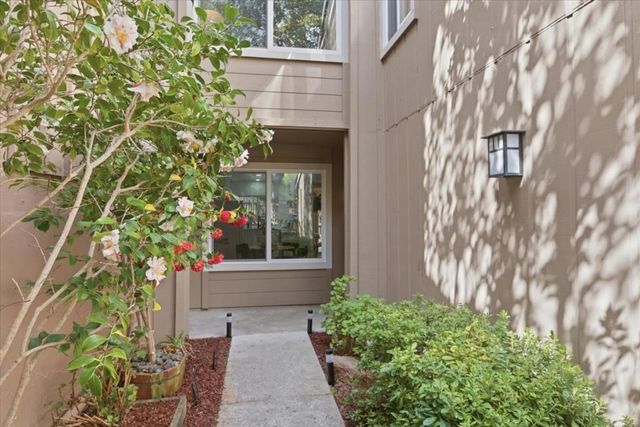 10177 Camberley Lane, Cupertino, CA 95014