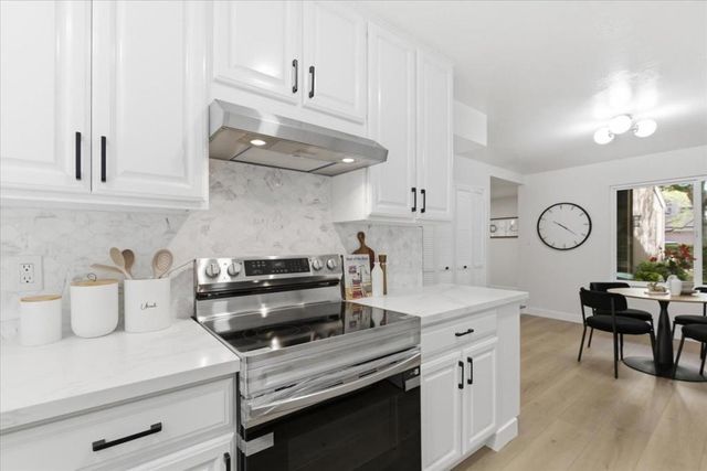 10177 Camberley Lane, Cupertino, CA 95014