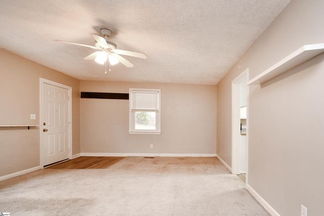 921 Barnwell Road, Spartanburg, SC 29303