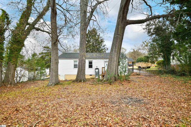 921 Barnwell Road, Spartanburg, SC 29303