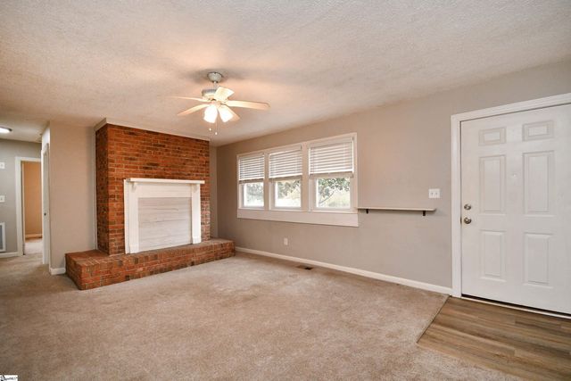 921 Barnwell Road, Spartanburg, SC 29303