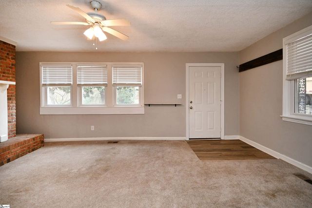 921 Barnwell Road, Spartanburg, SC 29303