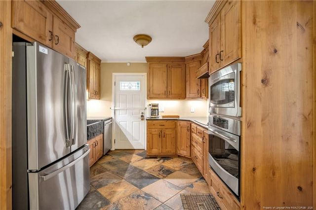 631 Pleasant Loop, Fayetteville, NC 28311