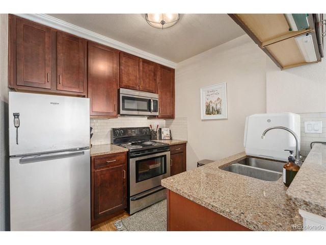 320 S Ames St 8, Lakewood, CO 80226
