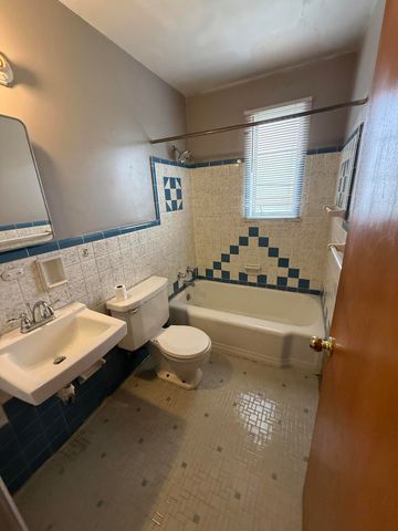 224 Ridgeway Avenue, Southgate, KY 41071