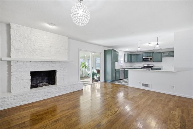 12718 Crystal Avenue, Grandview, MO 64030