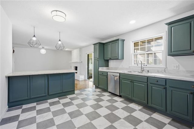 12718 Crystal Avenue, Grandview, MO 64030