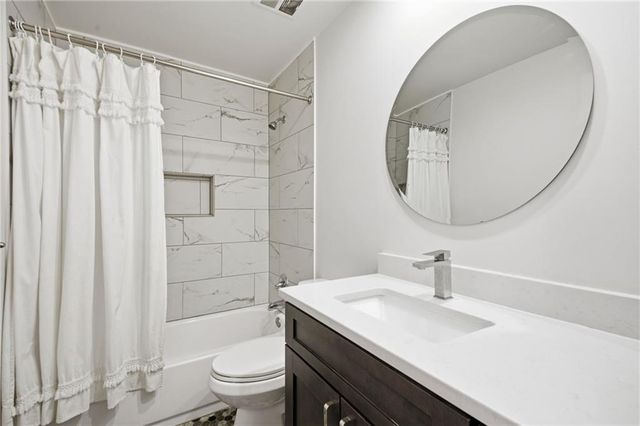 12718 Crystal Avenue, Grandview, MO 64030