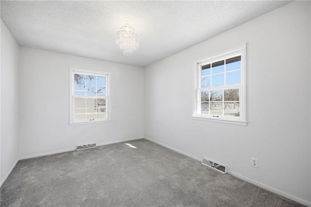 12718 Crystal Avenue, Grandview, MO 64030