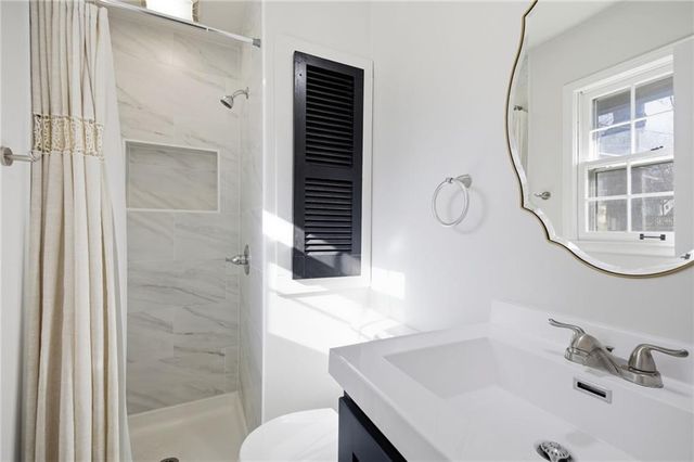 12718 Crystal Avenue, Grandview, MO 64030