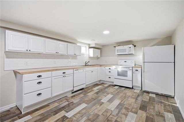 12718 Crystal Avenue, Grandview, MO 64030