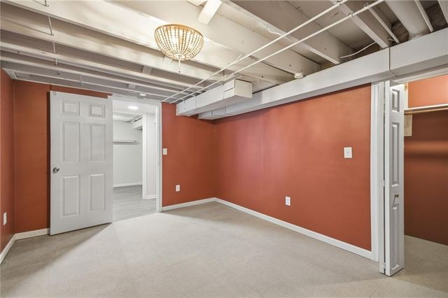 12718 Crystal Avenue, Grandview, MO 64030