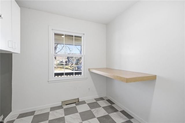 12718 Crystal Avenue, Grandview, MO 64030