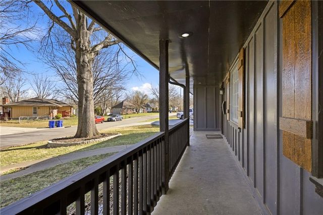 12718 Crystal Avenue, Grandview, MO 64030