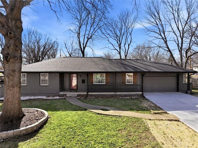 12718 Crystal Avenue, Grandview, MO 64030