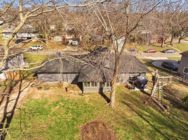 12718 Crystal Avenue, Grandview, MO 64030