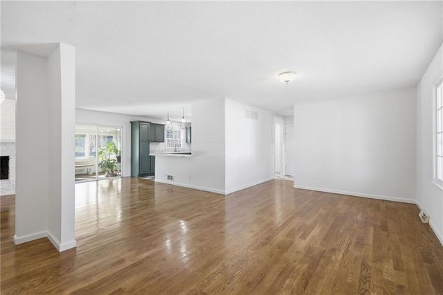 12718 Crystal Avenue, Grandview, MO 64030