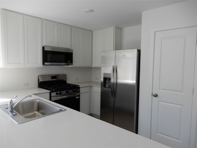 31505 Olivella Drive, Huffman, TX 77336