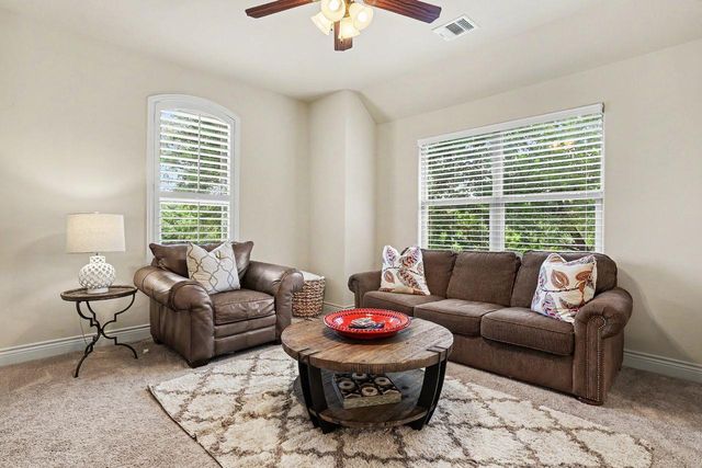 809 Prairie Dunes DR, Georgetown, TX 78628