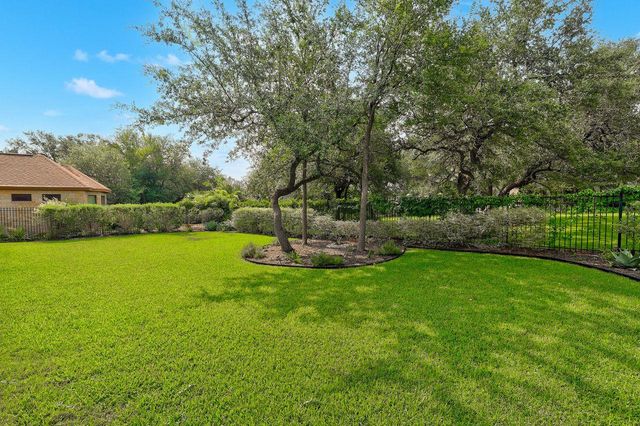 809 Prairie Dunes DR, Georgetown, TX 78628