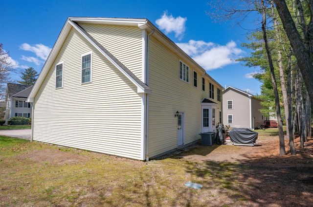 2 Lowther Place, Nashua, NH 03062